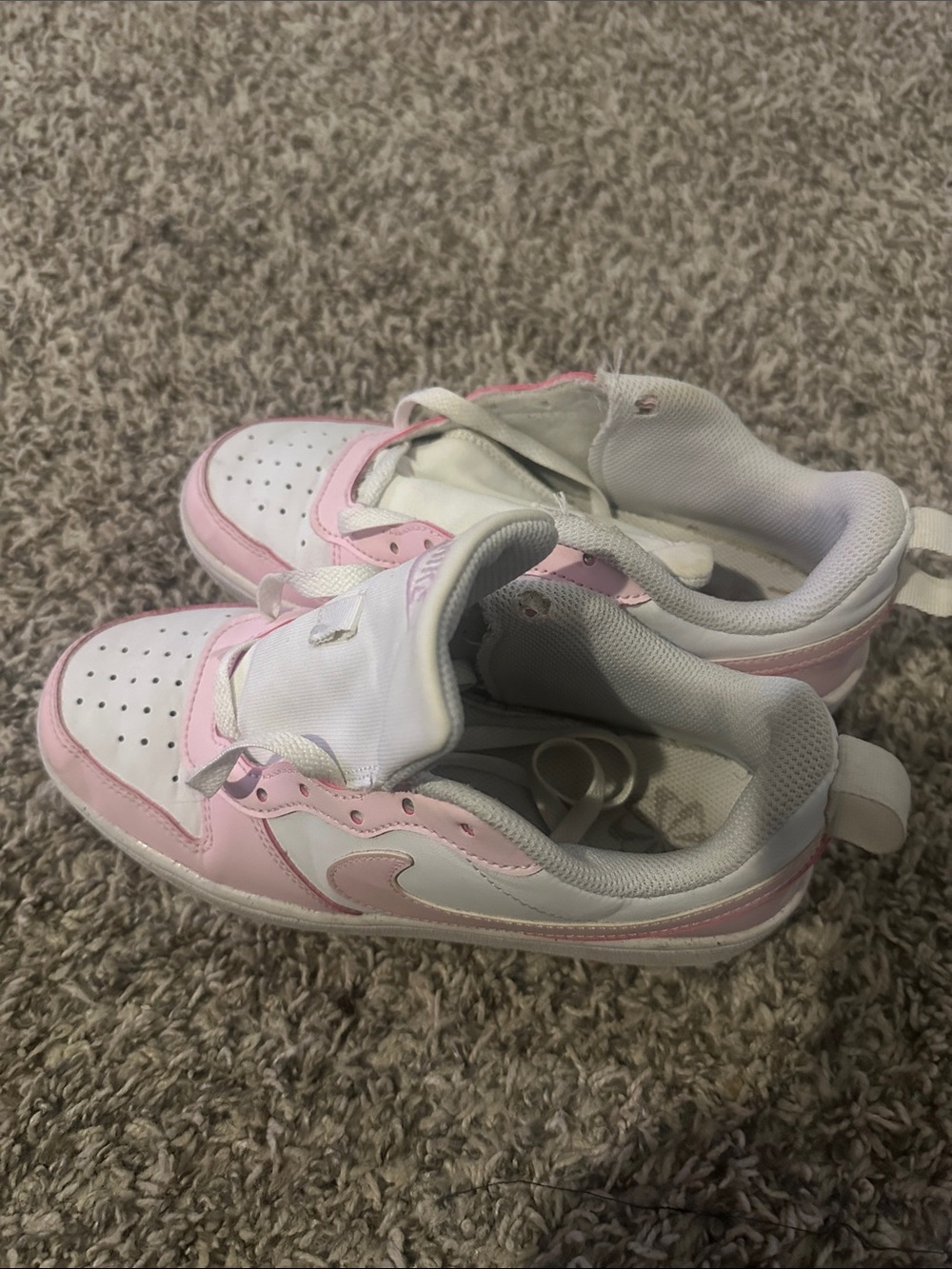 Nike Kids White and Light Pink Low-Top Sneakers